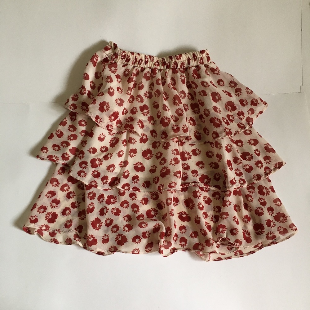 Girls skirt. Size 5.